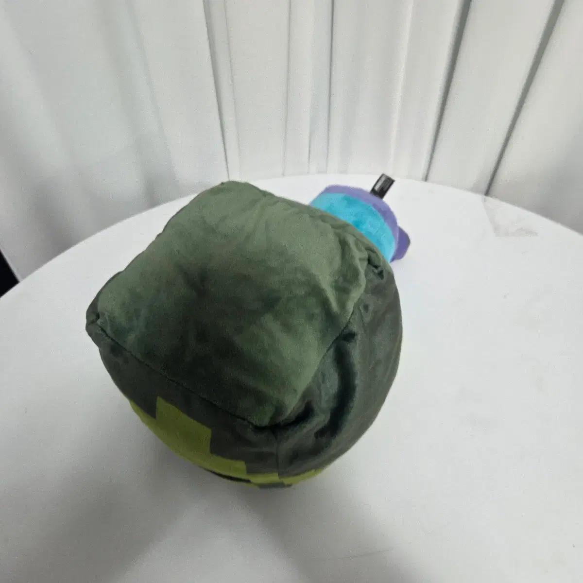 thumbnail-4